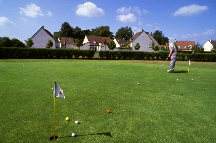 Sports. - SAINT-AUBIN : le golf, 1992. Coul. [20 diapositives]. 