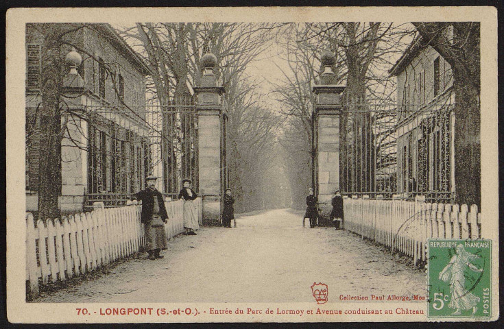 LONGPONT-SUR-ORGE. - Lormoy. Entrée du parc et avenue conduisant au château (10 septembre 1919).