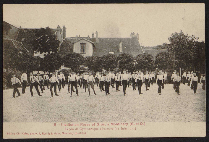 Montlhéry.- Institution Resve et Gros. Leçon de gymnastique éducative (11 juin 1913). 