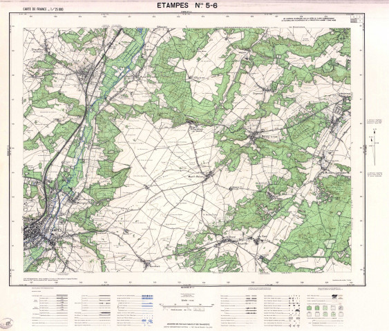ETAMPES. - Carte de France, levés stéréotopographiques aériens, complétés sur le terrain en 1950, révision en 1970, dessiné et publié par l'Institut géographique national, feuilles 1-2, 3-4, 5-6, 7-8, 1950-1970. Ech. 1/25 000. Papier. Coul. Dim. 55 x 72,5 cm. [4 plans]. 