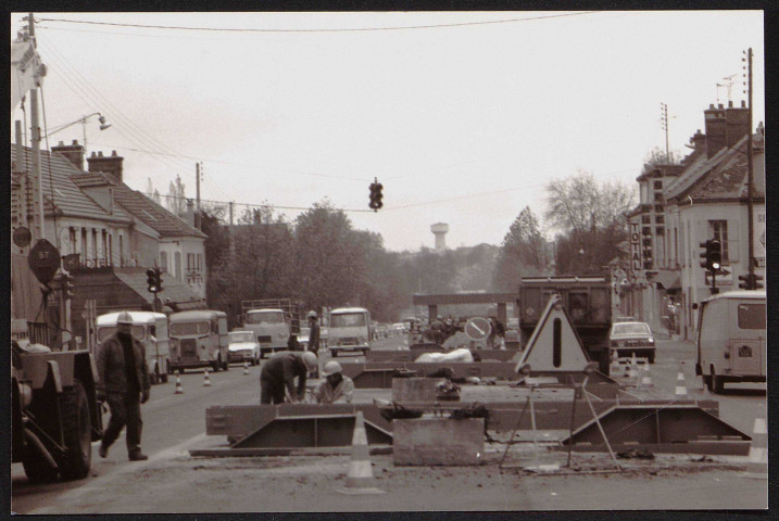 Montlhéry.- Travaux sur la route nationale 20 [1968-1970]. 