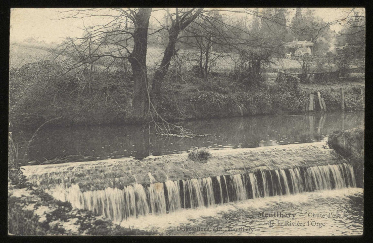 MONTLHERY. - Chute d'eau de la rivière l'Orge. Editeur Desgouillon, 1 timbre à 5 centimes, noir et blanc. 