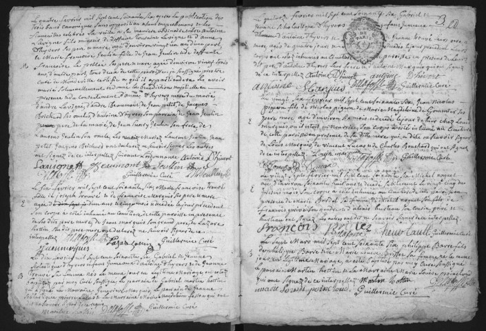 MONDEVILLE. - Registres paroissiaux. - Registre des baptêmes, mariages et sépultures (1766 - 1792). 