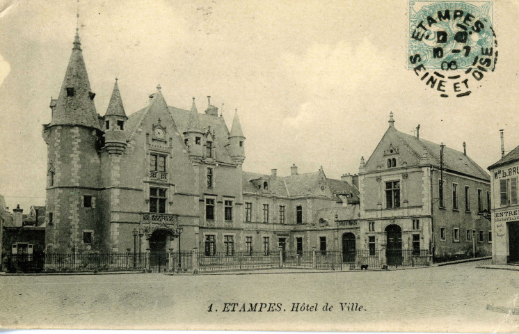 ETAMPES. - L'hôtel de ville [Editeur Royer, 1906, timbre à 5 centimes]. 