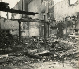 Reims, ruines de bâtiments : photographie noir et blanc (mars 1915).