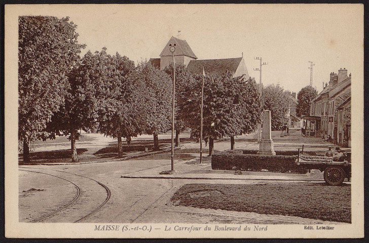 MAISSE.- Le carrefour du Boulevard du nord (11 juillet 1934).