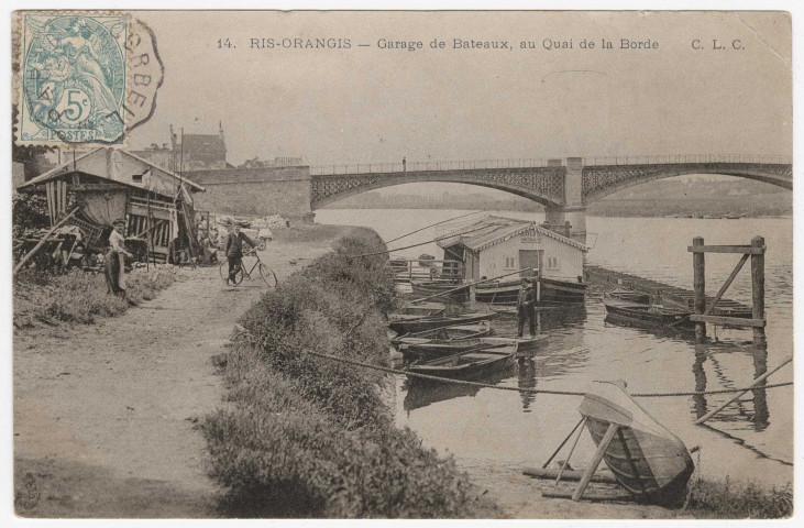 RIS-ORANGIS. - Garage de bateaux, au quai de la Borde. (Editeur CLC, timbre à 5 centimes.) 