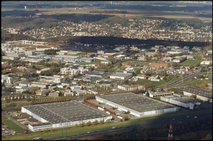 ULIS (les). - La zone industrielle de Courtaboeuf (octobre 1994). 