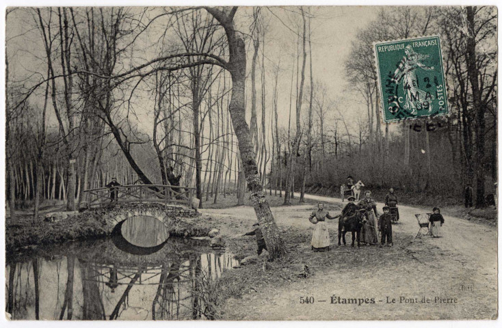 ETAMPES. - Le pont de pierre [1909, timbre à 5 centimes]. 