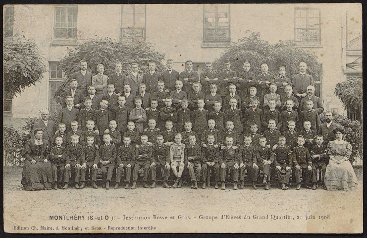 Montlhéry.- Institution Resve et Gros : Groupe d'élèves du grand quartier (21 juin 1908). 