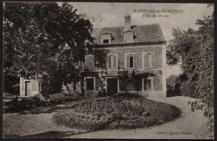 MAROLLES-EN-HUEPOIX.- Villa du Mûrier ((1928).