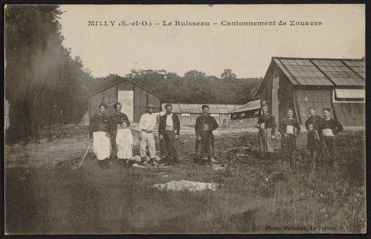 MILLY-LA-FORET.- Le Ruisseau, cantonnement de zouaves (29 juin 1917).