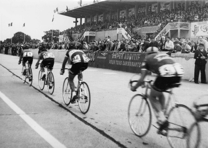 Championnats de France (1954-1959) de cyclisme à l'autodrome de Linas-Montlhéry