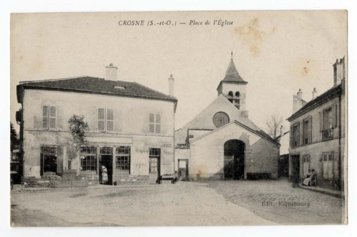 CROSNE. - Place de l'église, Riquebourg, 1918, 12 lignes, ad. 