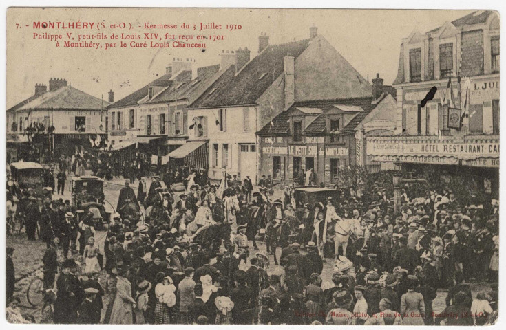 MONTLHERY. - Kermesse du 3 juillet 1910, défilé. [Editeur Maire, 1915]. 