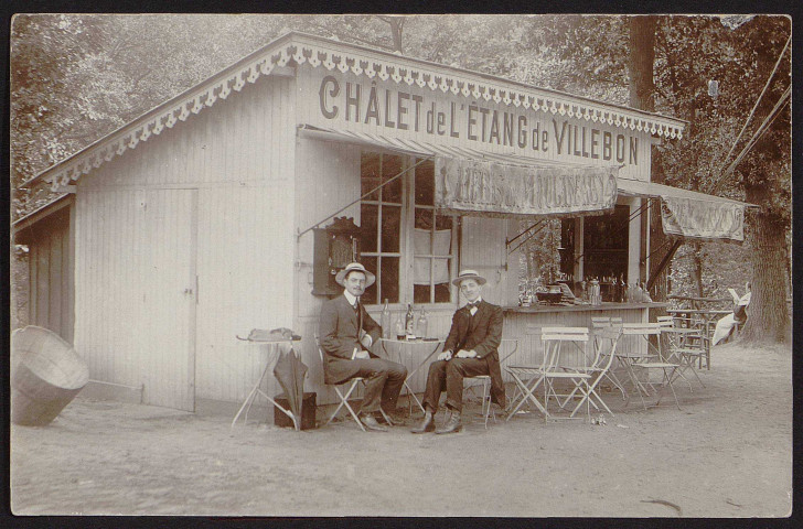 VILLEBON-SUR-YVETTE.- Chalet de l'étang de Villebon [1904-1910].