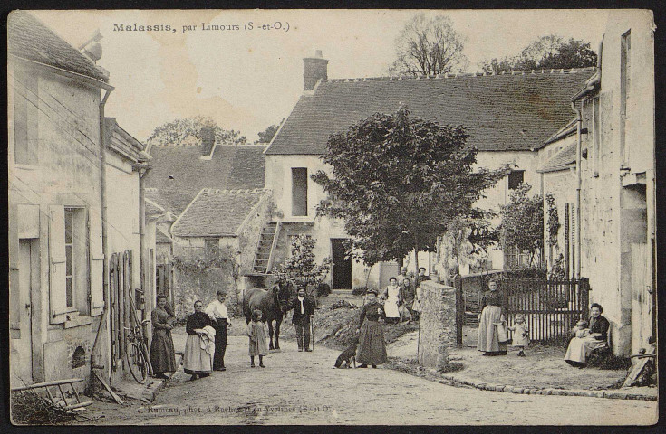 Forges-les-Bains.- Malassis, par Limours (26 juin 1916). 
