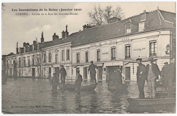 CORBEIL-ESSONNES. - Les inondations de la Seine (janvier 1910). Entrée de la rue des Grands-Bordes, Beaugeard. 