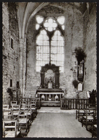 SAINT-SULPICE-DE-FAVIERES.- Eglise : La chapelle des Miracles (6 novembre 1976).