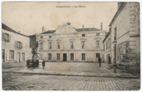 LONGJUMEAU. - La mairie et le monument d'Adolphe Adam. 10 lignes, 10 c, ad. 