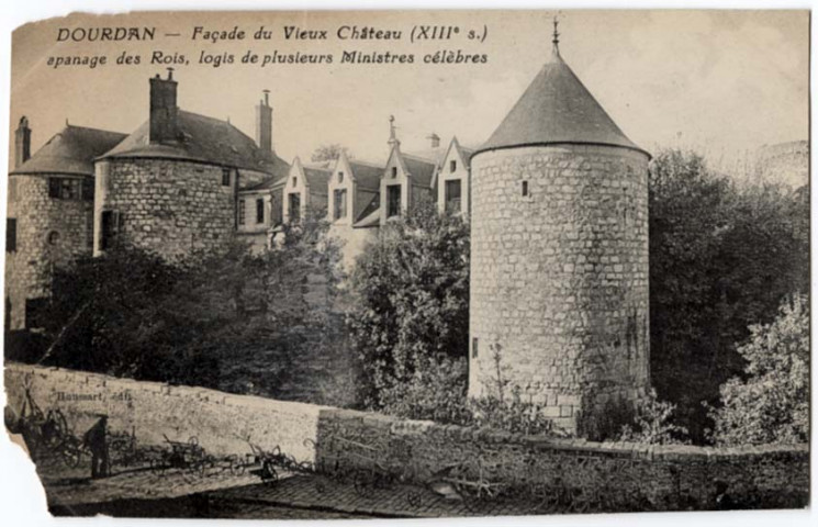 DOURDAN. - Façade du vieux château (XIIIème siècle). Houssart. 