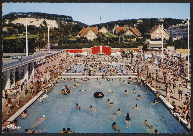 Ferté-Alais (la).- La piscine (11 août 1986). 