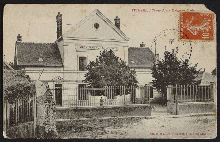 Itteville.- Mairie et écoles (février 1908). 