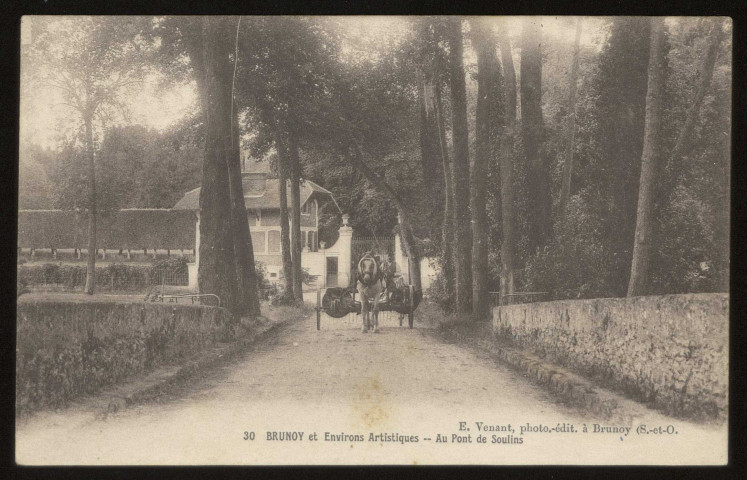 BRUNOY. - Au pont de Soulins. Editeur E. Venant, photo-édition, Brunoy, timbre à 25 centimes, sépia. 