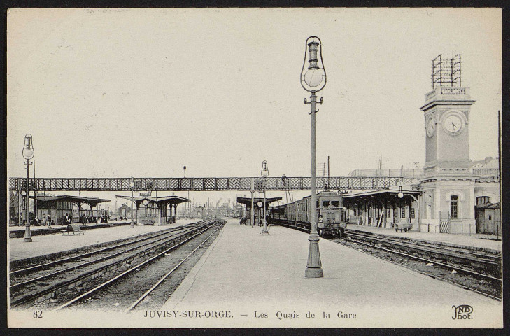 JUVISY-SUR-ORGE.- Les quais de la gare [1904-1910]
