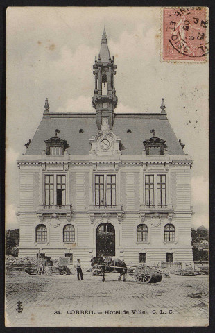 Corbeil-Essonnes.- Hôtel de ville et place en construction (1905). 