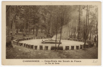 CHAMARANDE. - Camp-école des scouts de France, le feu de camp, sépia. 
