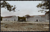 Montlhéry.- Camp militaire : bâtiments (31 août 1962). 