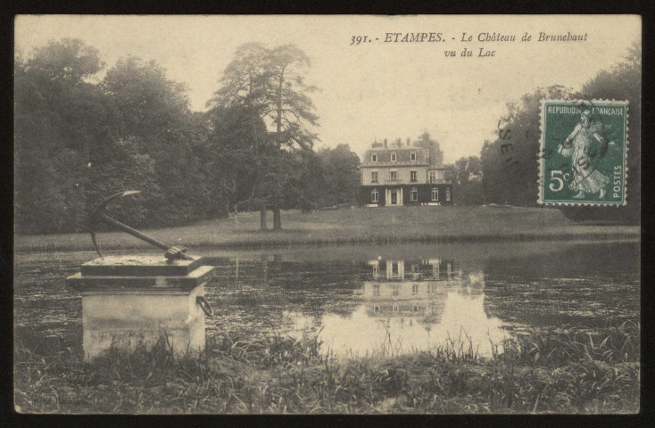 ETAMPES. - Le château de Brunehaut vu du lac. Editeur Phototypie Rameau, Etampes, 1912, 1 timbre à 5 centimes. 