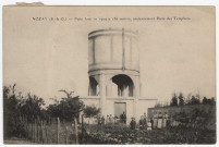NOZAY. - Château d'eau, puits foré en 1909 à 186 mètres, anciennement puits des Templiers. 1923, timbre à 10 centimes. 