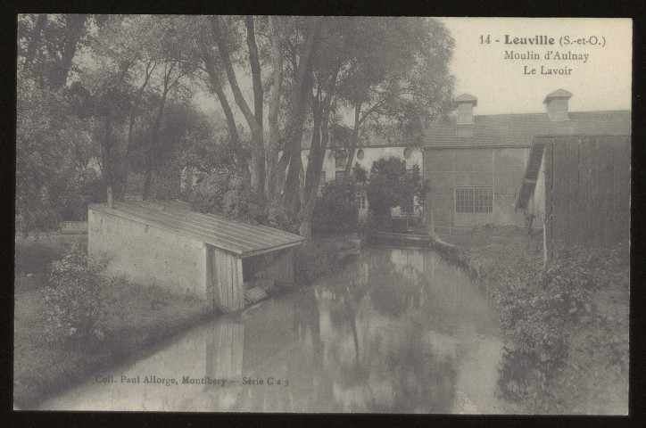 LEUVILLE-SUR-ORGE. - Moulin d'Aulnay, le lavoir. Collection Paul Allorge, 1913. 