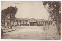 CORBEIL-ESSONNES. - La gare et la place, Breton, sépia. 
