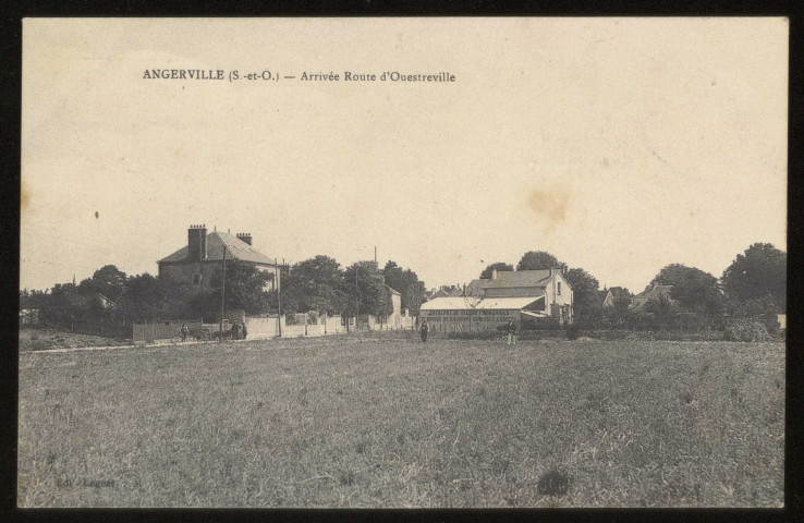 ANGERVILLE. - Arrivée Route d'Ouestreville.Editeur Legeai, 1915. 