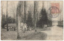SAINT-VRAIN. - Le lavoir et l'usine de l'Epine (usine de fabrication de billes en acier) [Editeur Royer, 1905, timbre à 10 centimes]. 