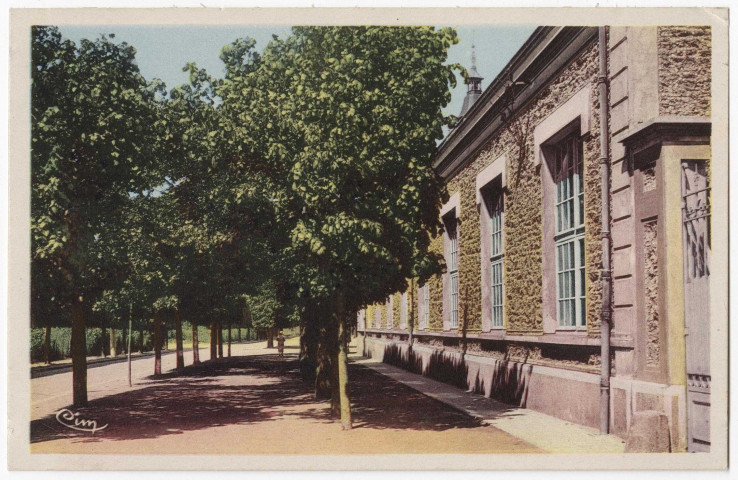CORBEIL-ESSONNES. - Essonnes. L'école des filles, CIM, coloriée. 