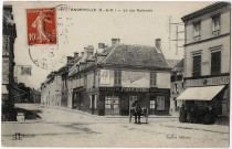 ANGERVILLE. - La rue nationale, Sailles, 1913, 9 lignes, 10 c, ad. 