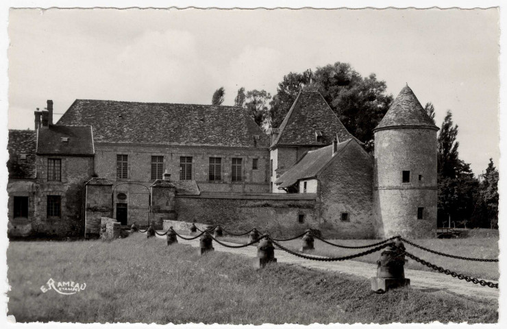 VILLECONIN. - Château de Villeconin. La façade principale (XIV et XVème siècles) [Editeur Rameau]. 