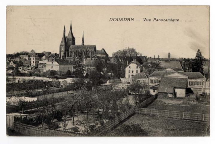 DOURDAN. - Vue panoramique. Houssart (1923), 9 lignes, 10 c, ad. 