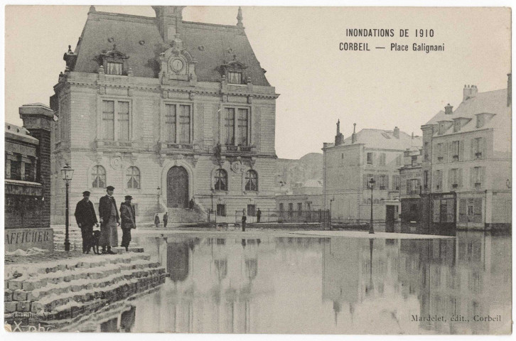 CORBEIL-ESSONNES. - Inondations de 1910. Place Galignani, Mardelet. 