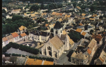 ETRECHY. - Vue panoramique aérienne. Edition Raymon, 1986, 1 timbre à 1 franc 80 centimes, couleur. 