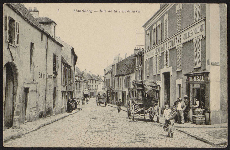 Montlhéry.- Rue de la Ferronnerie [1904-1910]. 