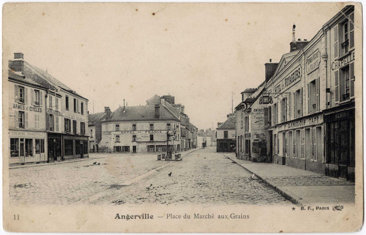 ANGERVILLE. - Place du marché aux grains, BF, 1904, 8 lignes, 10 c, ad. 