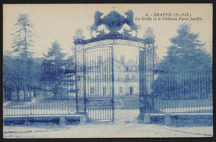 Draveil.- La grille et le château Paris-Jardin [1920-1930]. 
