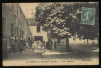 MARCOUSSIS. - La Ronce. Cour intérieure. Editeur Liva, Paris, 1924, 1 timbre à 10 centimes. 
