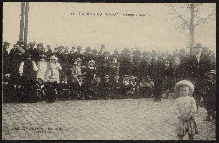 Palaiseau.- Groupe d'enfants [1904-1910]. 