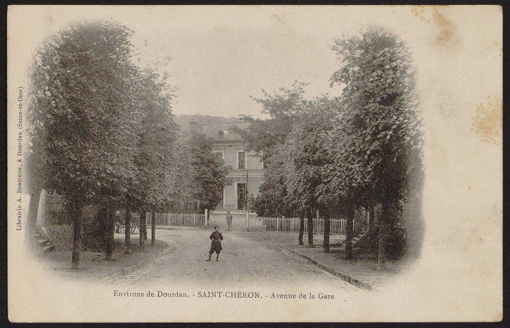 SAINT-CHERON.- Avenue de la gare [1900-1903].